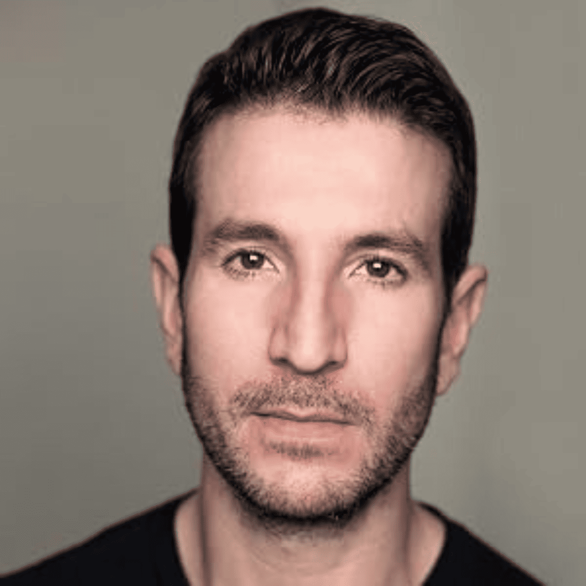 Alex Michaelides