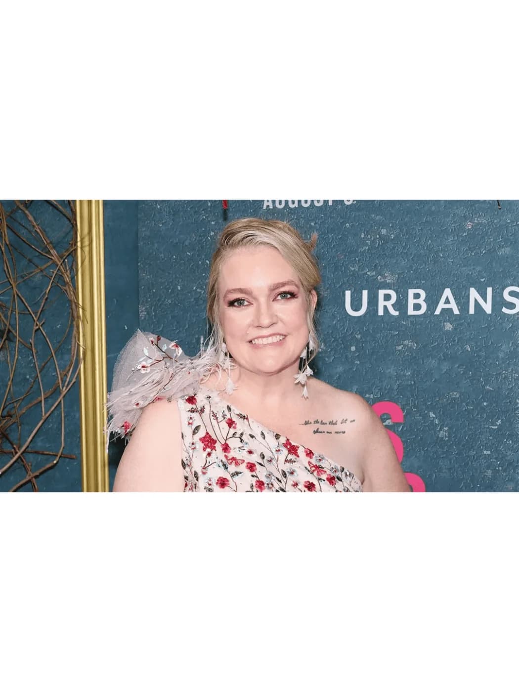 Colleen Hoover