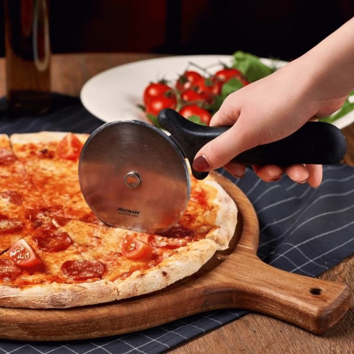 Pizza Cutter Ideal for Cutting Pizza/Sandwich/Breads/Burger/Paratha